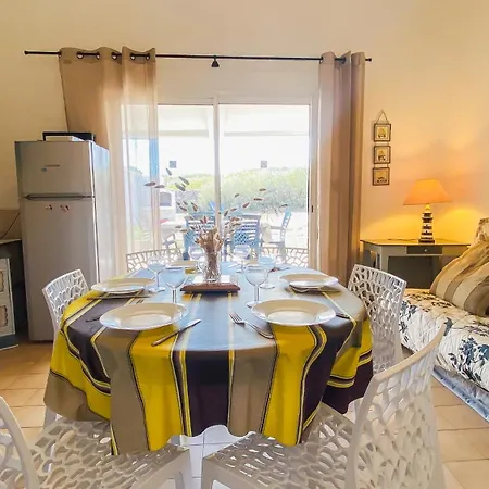Villa Petite Location A 50 M De La *
